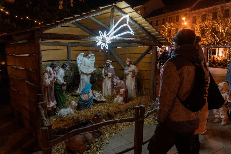 2025_11_28_varosi advent megnyito_11.jpg